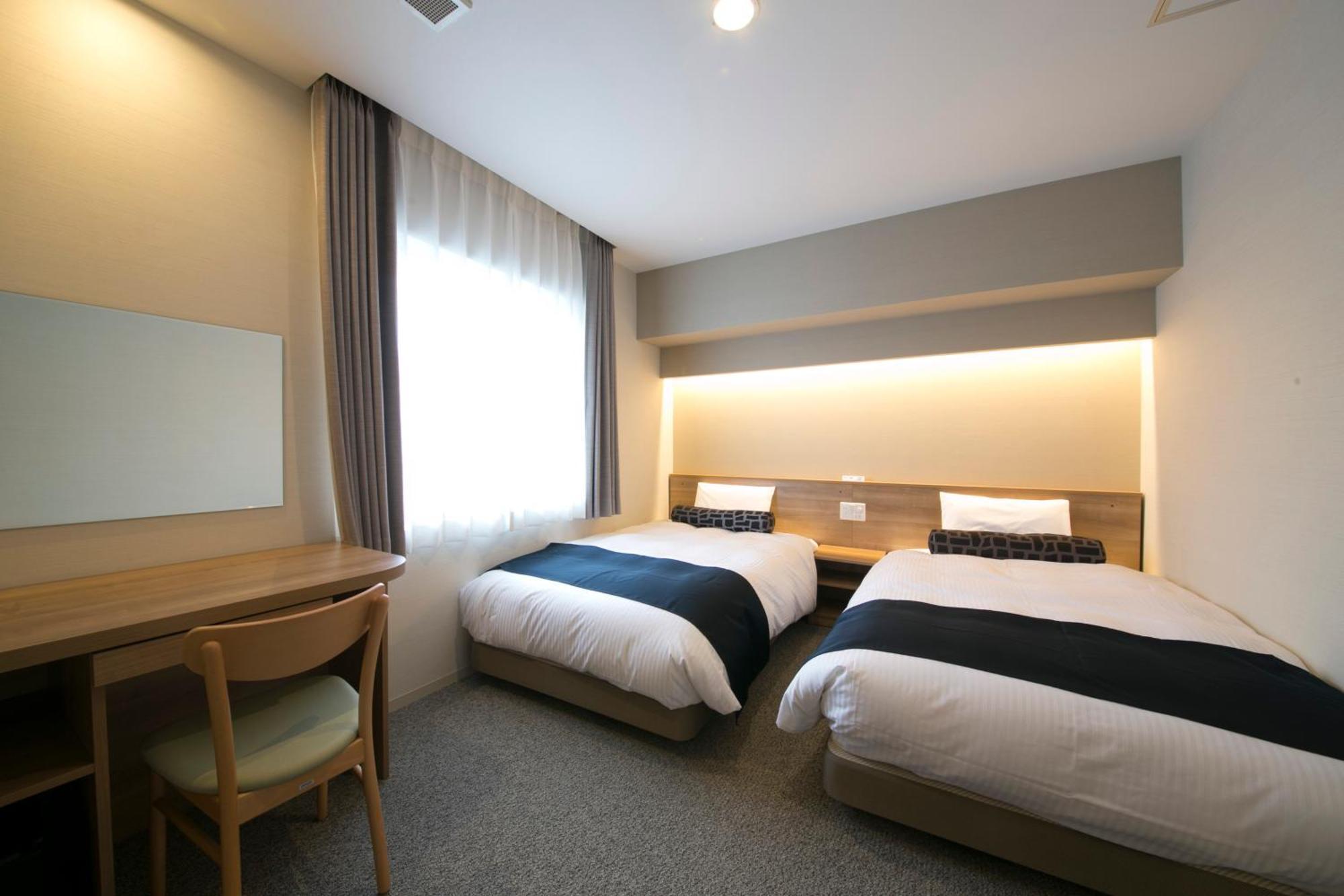 Just Inn Premium Nagoya Station Phòng bức ảnh
