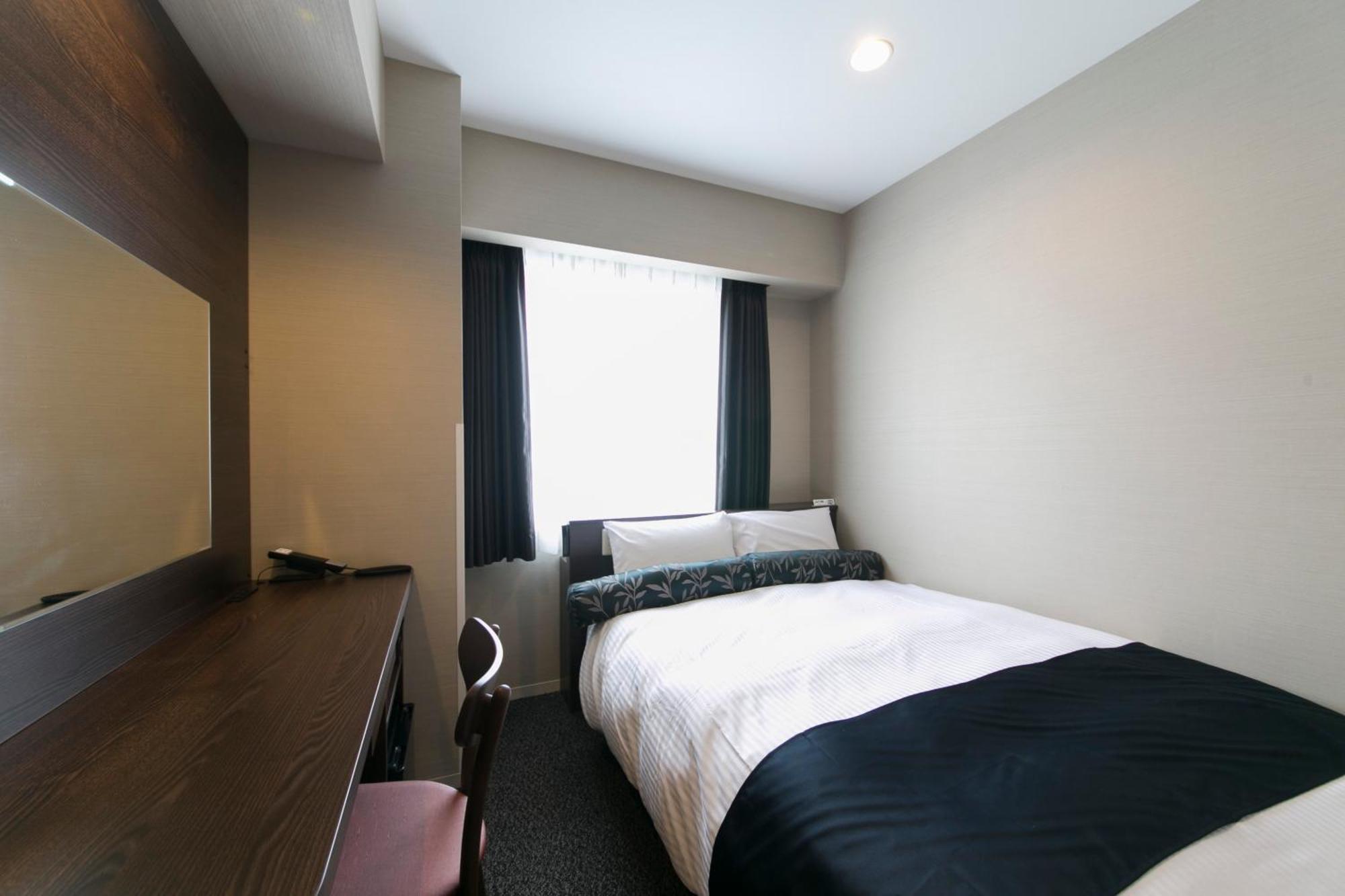 Just Inn Premium Nagoya Station Phòng bức ảnh