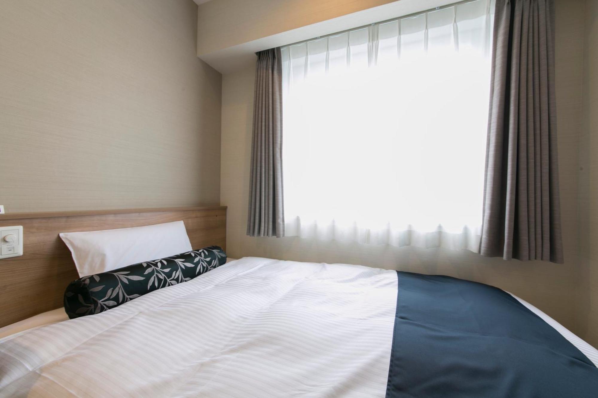 Just Inn Premium Nagoya Station Phòng bức ảnh